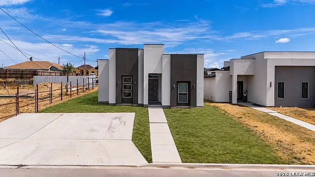 3 bed, 2.0 bath, 1374 sqft, $1,750 — Photo 2