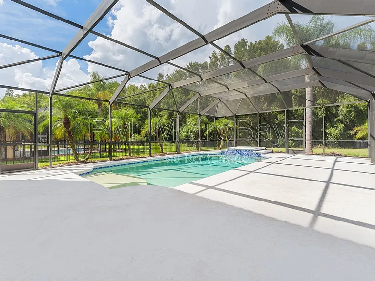 10886 Cory Lake Dr — Photo 46