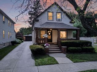 2052 Halstead Ave, Lakewood, OH 44107