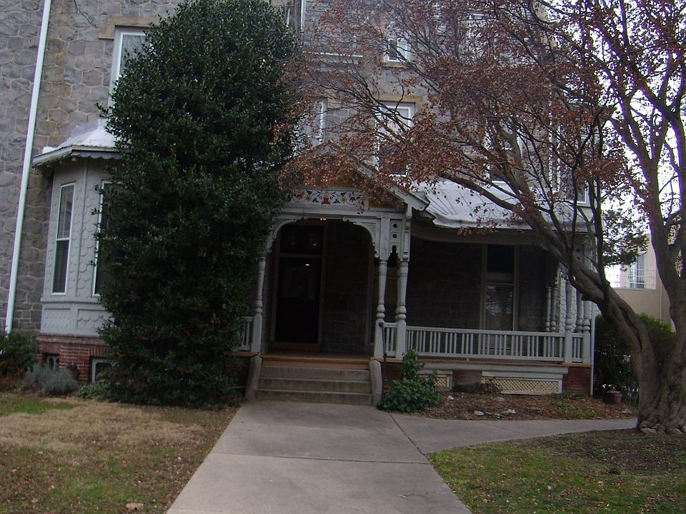 1st image of 1315 Delaware Ave APT 5