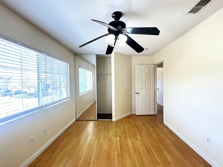 635 Shenandoah Rd — Photo 29