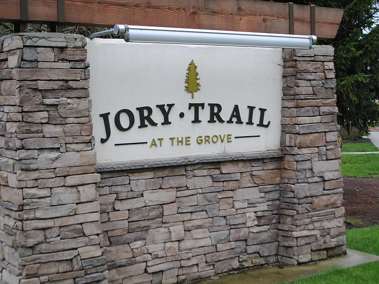 Jory Trail At The Grove — Photo 28