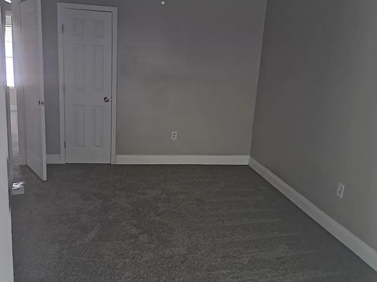 126 Foxbriar St — Photo 7