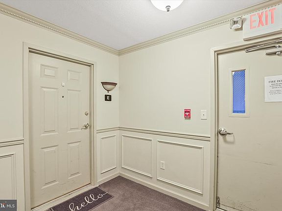 3rd image of 242 N 2nd St #242E