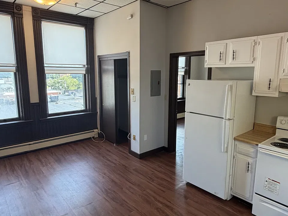 153 Main St #10