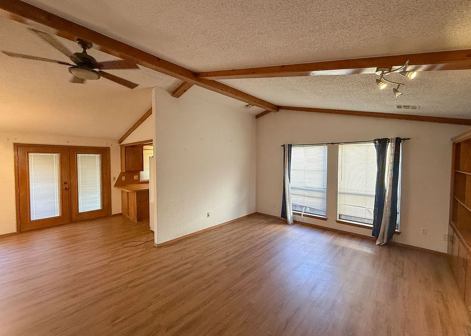 Welcome Home to Choctaw Ridge! — Photo 3