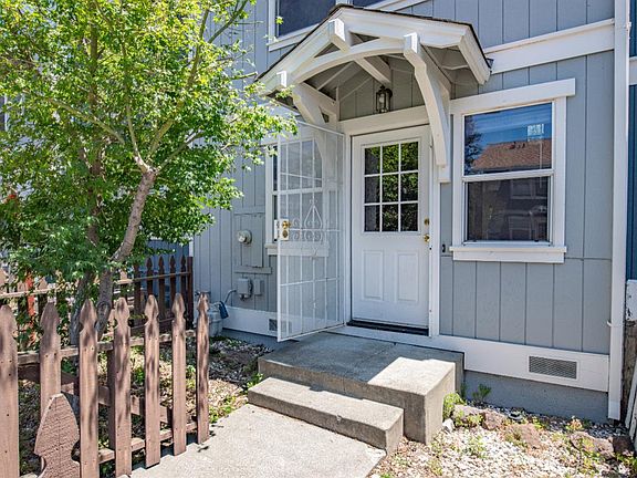 3rd image of 342 Taylor VIew Drive