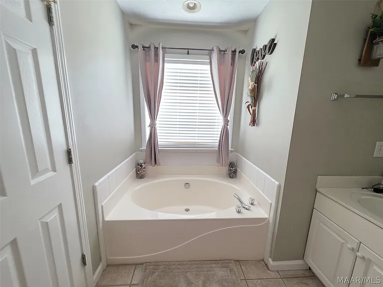 7448 Pinnacle Point — Photo 7
