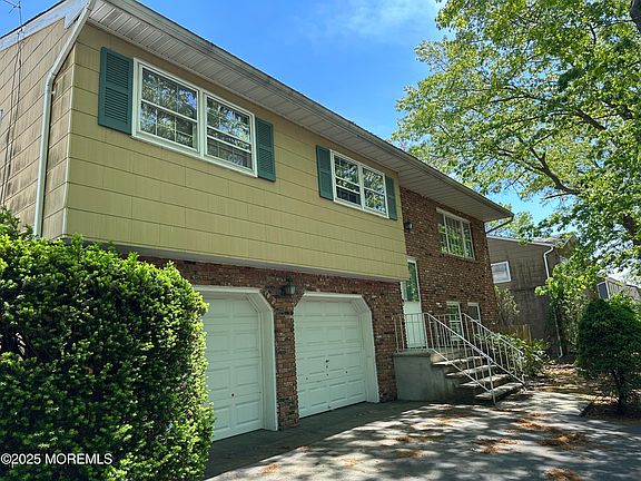 2nd image of 697 Vaughn Avenue