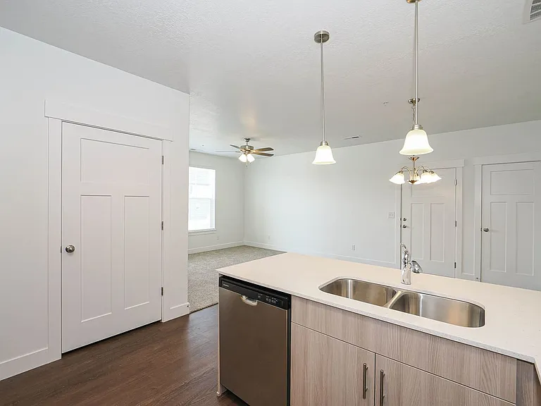 6667 W Twin Rocks Ln #F202 — Photo 7