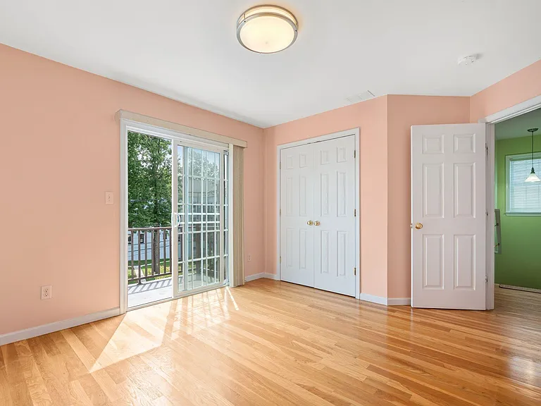13 Humphrey Ave #1 — Photo 19