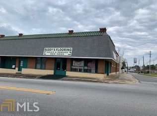 19 S Third Ave, Mc Rae Helena, GA 31055