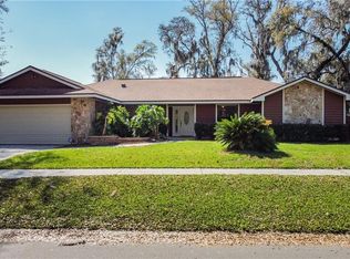 2409 Stonehill Ave, Valrico, FL 33594