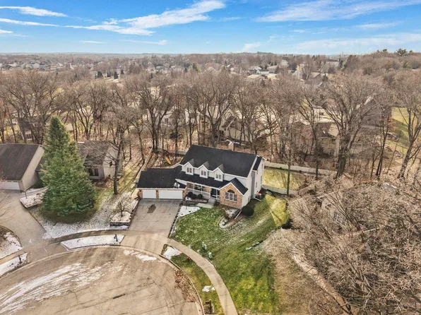 948 Timber Ridge Dr, Oregon, WI 53575