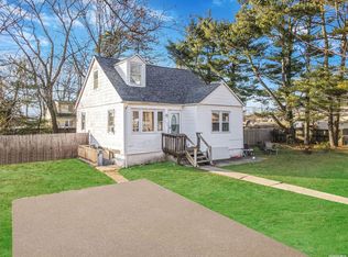 235 Tree Ave, Central Islip, NY 11722