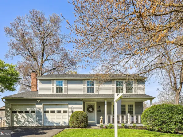 12508 Rock Chapel Ct, Herndon, VA 20170