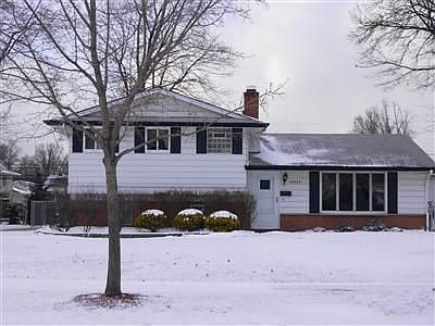 3rd image of 24998 Doe Dr