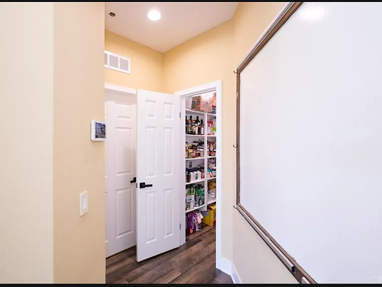 20540 Suzie Ln — Photo 19
