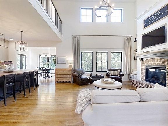 4th image of 7845 Fitzgerald Rd