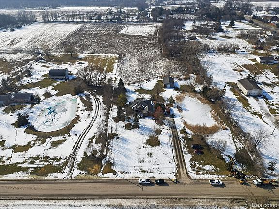 5th image of 68725 Place Rd