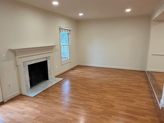 4th image of 2113 Bobbyber Dr
