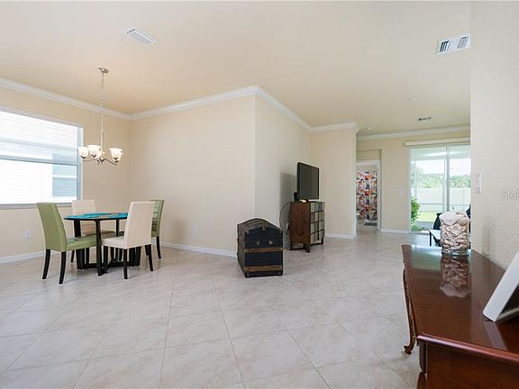 4th image of 5269 Grand Cypress Blvd