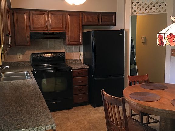 4th image of 627 Gray Goose Ct