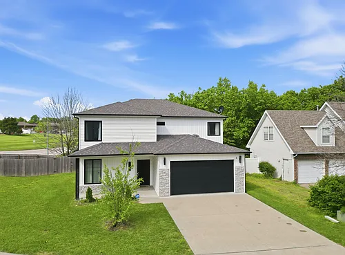 3201 Crestwood Ln Photo 1