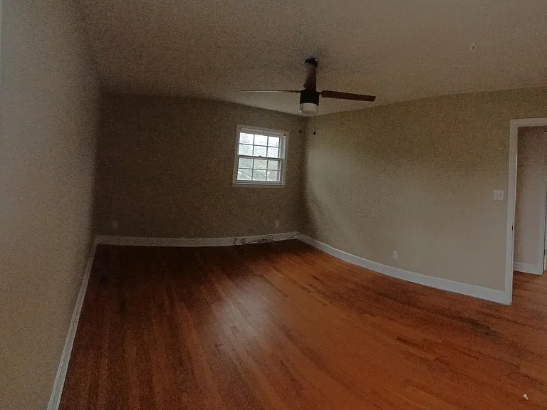 7116 Idlewild Rd — Photo 20