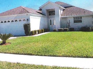 4875 Treasure Cay Rd, Tavares, FL 32778