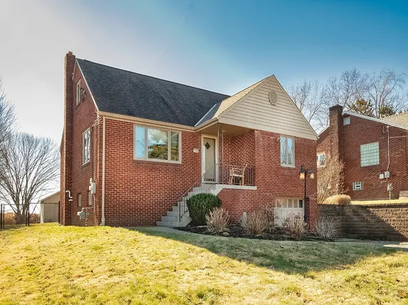 426 Broughton Rd, Bethel Park, PA 15102