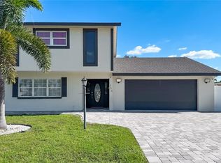 354 MONTGOMERY AVENUE, SARASOTA, FL 34243