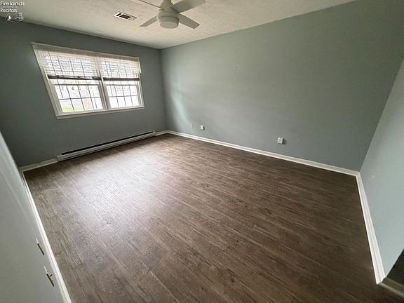 4th image of 104 Leisure Ln