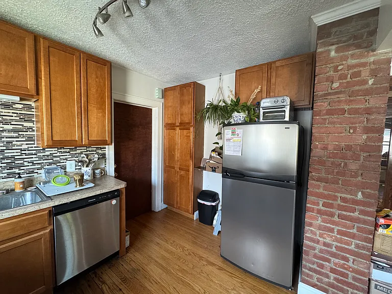 1368 W 73rd St #2 — Photo 20