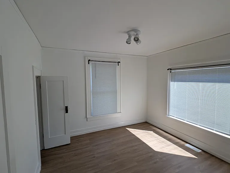 2200 Iron St — Photo 25