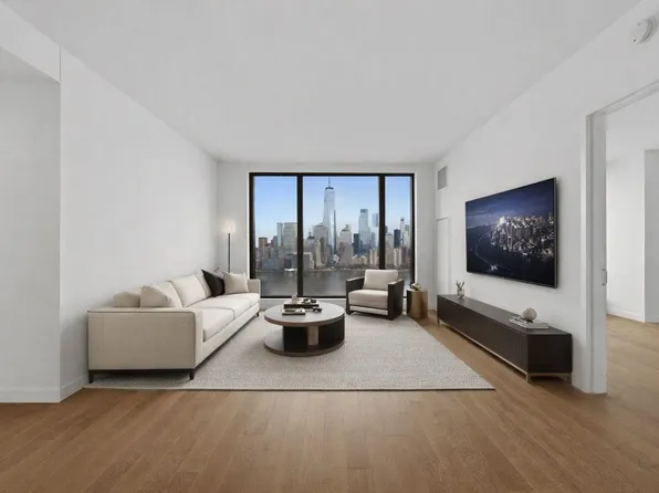 99 Hudson Street image 1 of 32