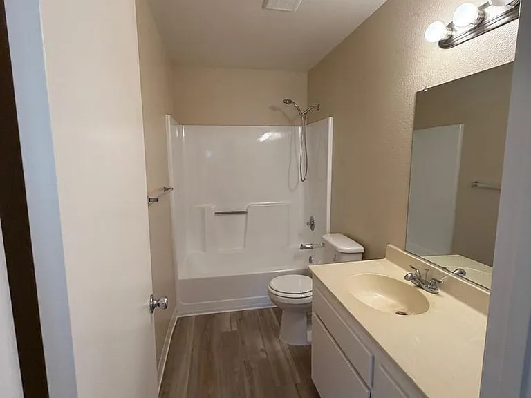 Westbrook Townhomes — Photo 13