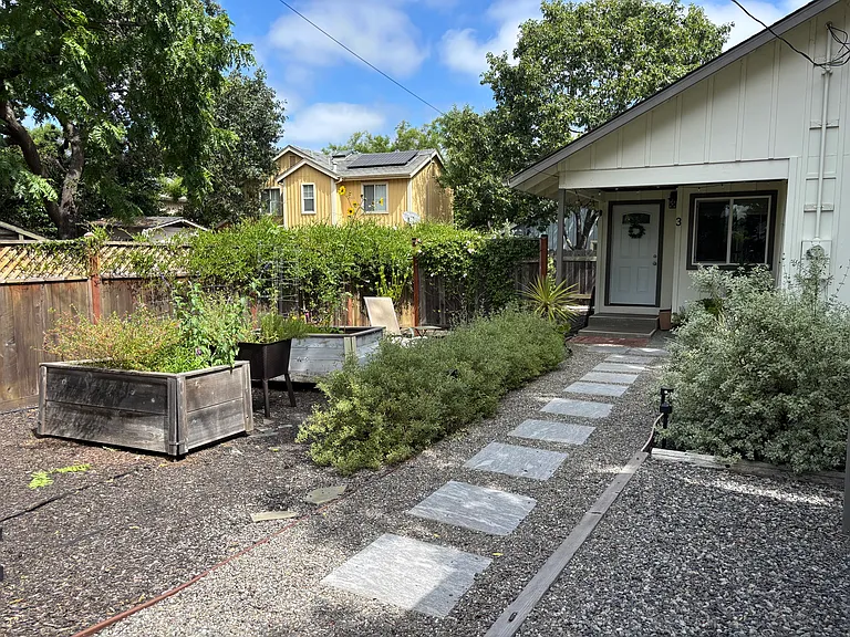 2181 Shurtleff Ave #3 — Photo 11