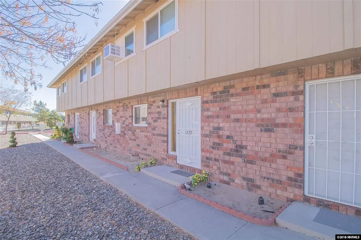 1329 Green Dr photo 1