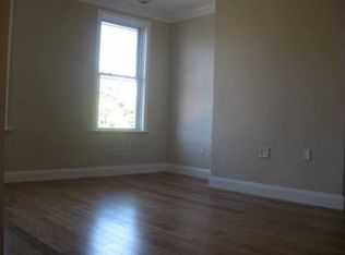 5406 Black St, Pittsburgh, PA