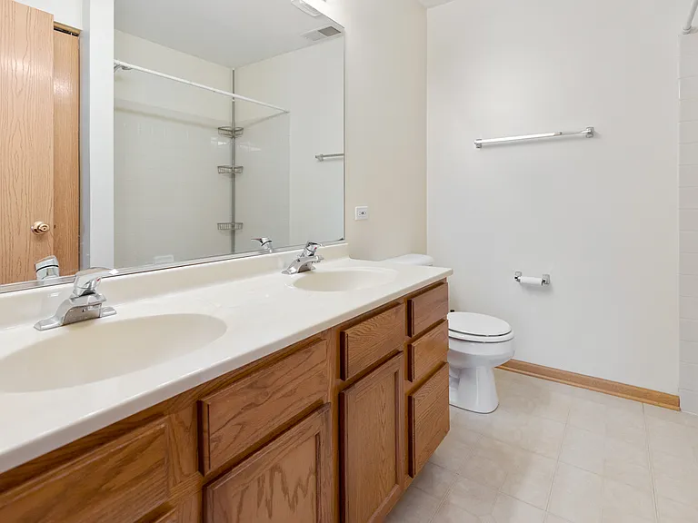 840 Amelia Ct — Photo 17