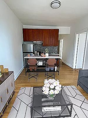 2nd image of 176 Delancey St APT 3F