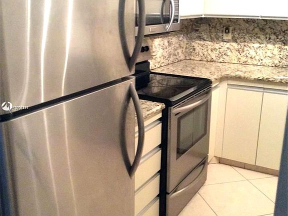 3rd image of 18151 NE 31st Ct #210