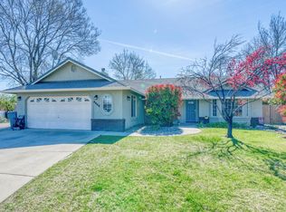 4449 Oak Glen Dr, Redding, CA 96001