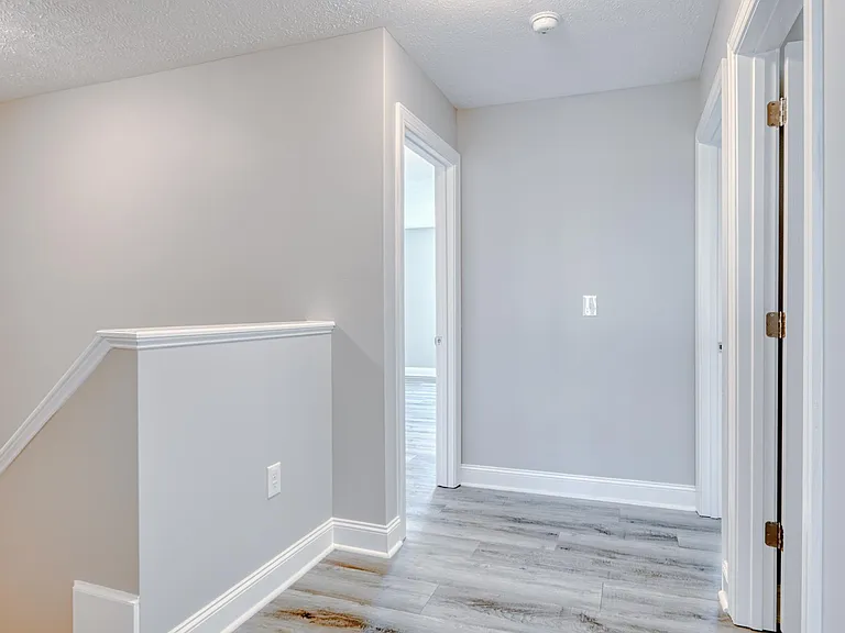 1210 Providence Blvd — Photo 16