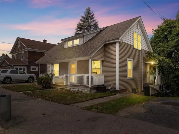 40 Huntington Ave, Worcester, MA 01606