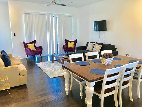 4th image of 1606 N Hackberry Unit 202