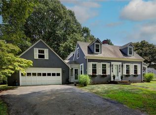 19 Harborview Ave, Bristol, RI 02809