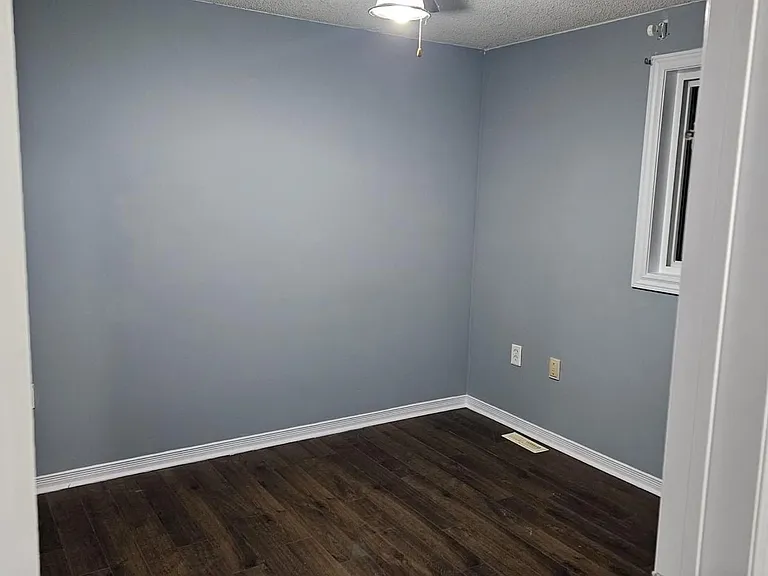 23 Ferguson Dr — Photo 9