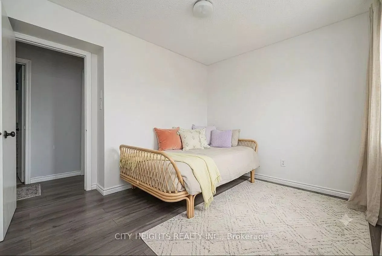 3 bed, $2,250 — Photo 1